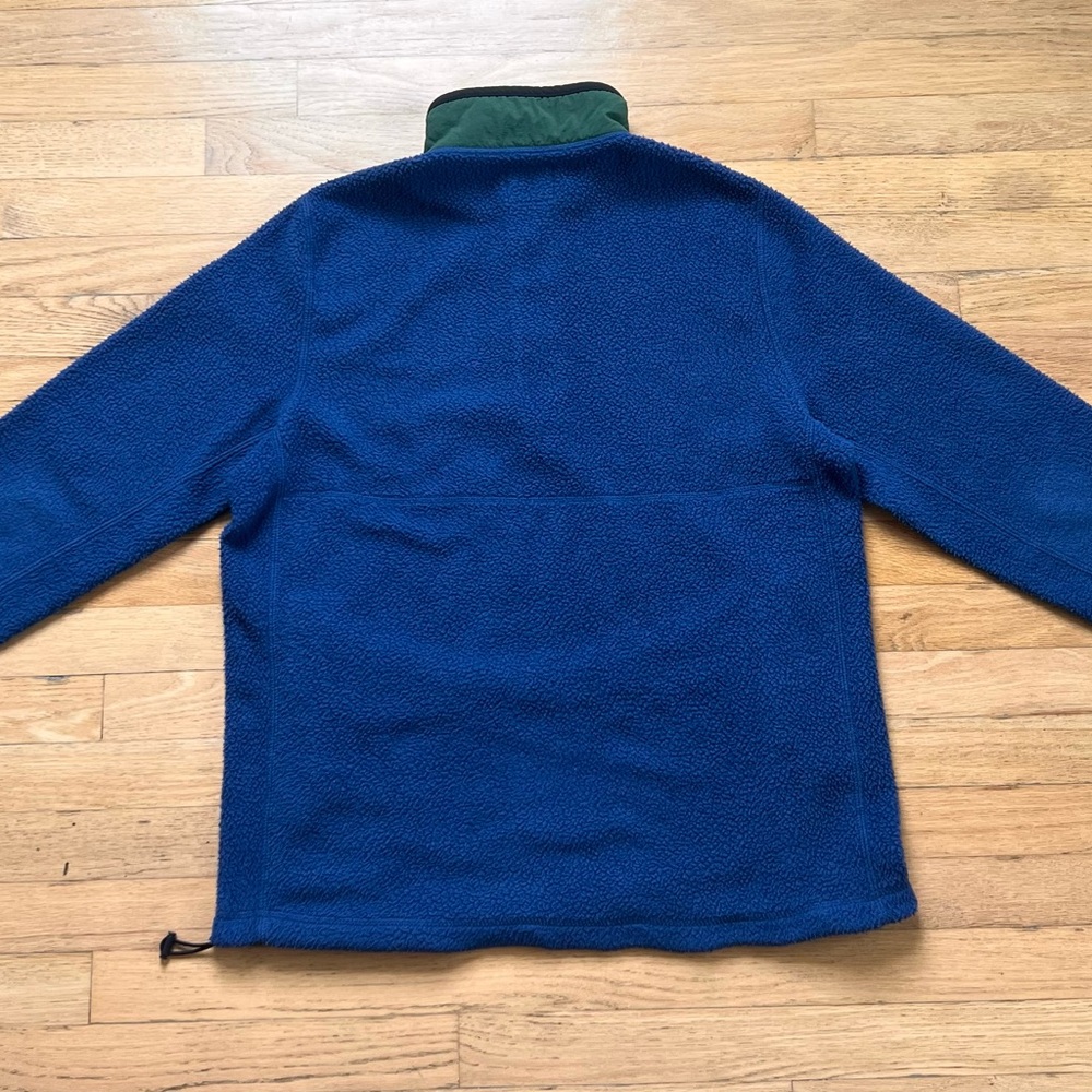 Abercrombie & Fitch Blue and Green Fleece Pullover - Picture 2 of 6